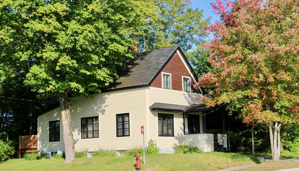 Maison Du Lac Lac-Megantic Exterior photo